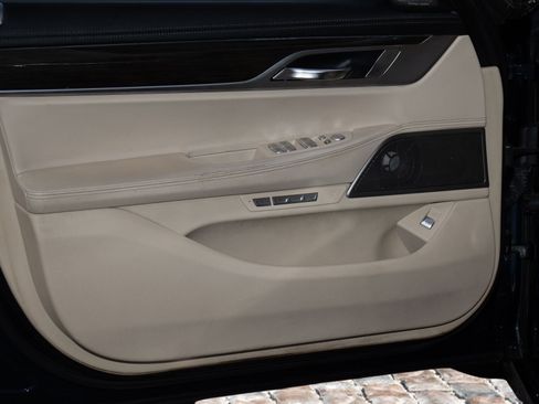 Used 2016 BMW 740i 740i image 15