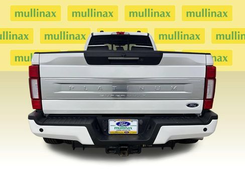 Certified 2022 Ford F350 Platinum w/ Snow Plow Prep Package AWD/4WD image 10