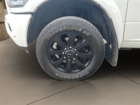 Used 2017 RAM 3500 Laramie w/ Sport Appearance Group AWD/4WD image 31