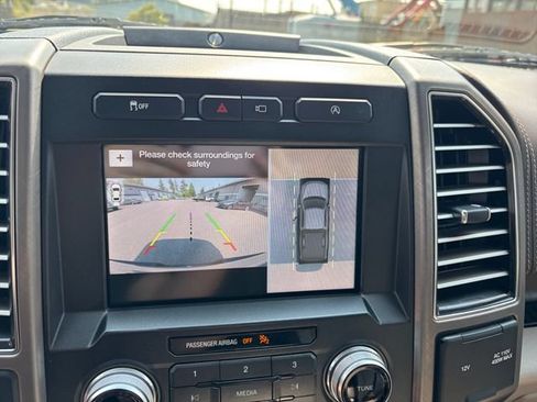 Used 2019 Ford F150 Limited AWD/4WD image 16