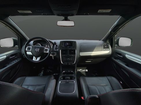 Used 2019 Dodge Grand Caravan GT FWD image 10