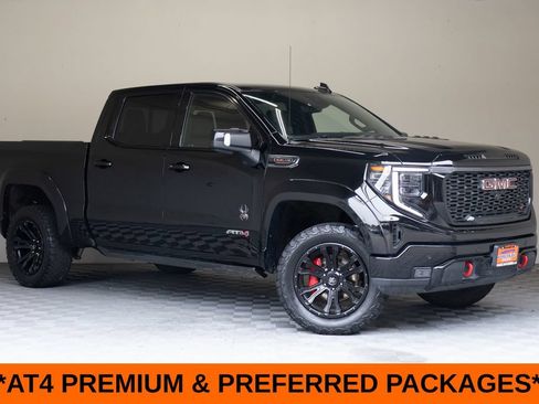 Used 2022 GMC Sierra 1500 AT4 w/ AT4 Premium Package AWD/4WD image 2