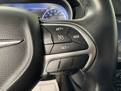 Used 2016 Chrysler 300 Limited AWD/4WD image 16