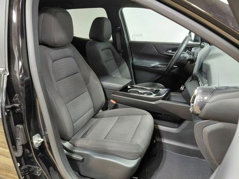 Used 2025 Chevrolet Equinox LT image 21