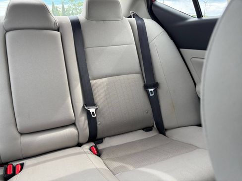 Used 2025 Nissan Altima 2.5 SV FWD image 36