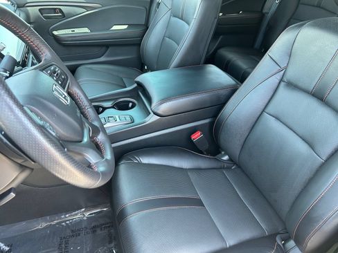 Certified 2025 Honda Ridgeline TrailSport image 18