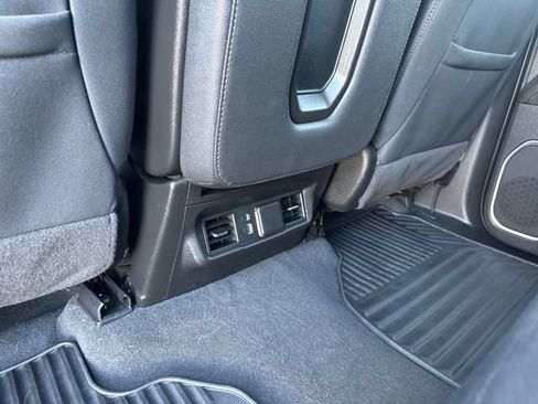 Certified 2023 Chevrolet Silverado 1500 LT AWD/4WD image 25
