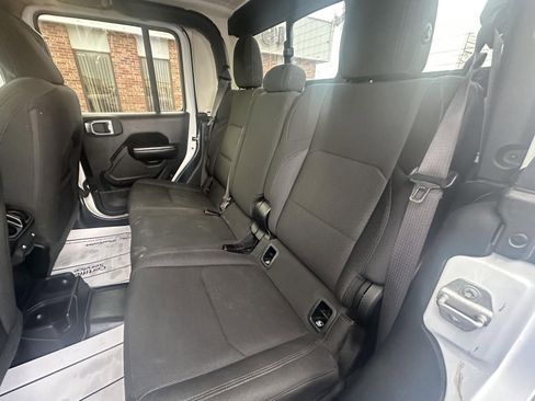 Used 2020 Jeep Gladiator Sport w/ Quick Order Package 24S image 35