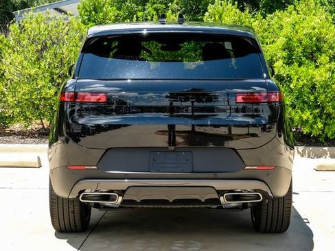 New 2026 Land Rover Range Rover Sport SE AWD/4WD image 10