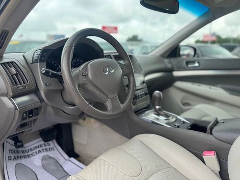 Used 2011 INFINITI G25 Journey w/ Moonroof Pkg image 16