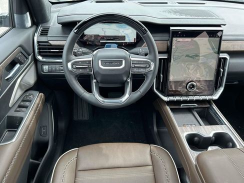 New 2026 GMC Acadia Denali Ultimate AWD/4WD image 4