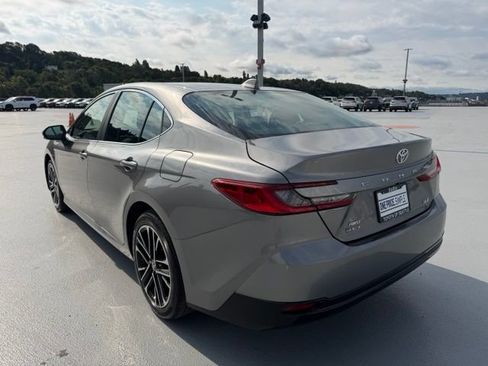 Certified 2025 Toyota Camry XLE AWD/4WD image 9