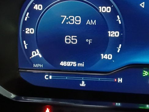 Used 2024 Chevrolet Tahoe LT image 3