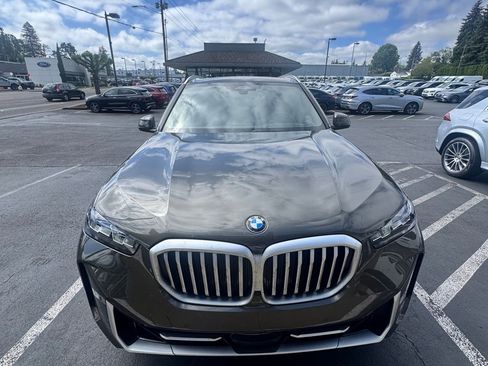Used 2026 BMW X5 xDrive40i w/ Climate Comfort Package AWD/4WD image 4