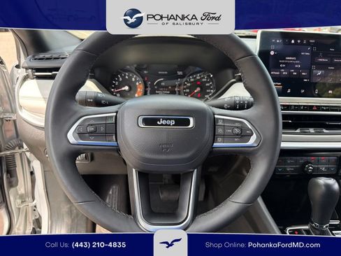 Used 2025 Jeep Compass Limited AWD/4WD image 15