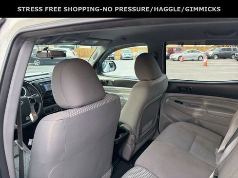 Used 2014 Toyota Tacoma PreRunner w/ Convenience Package image 25