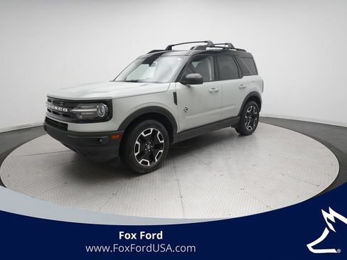 Used 2021 Ford Bronco Sport Outer Banks AWD/4WD image 1