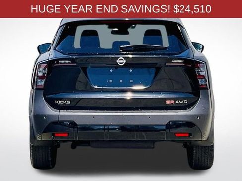 New 2025 Nissan Kicks SR AWD/4WD image 6