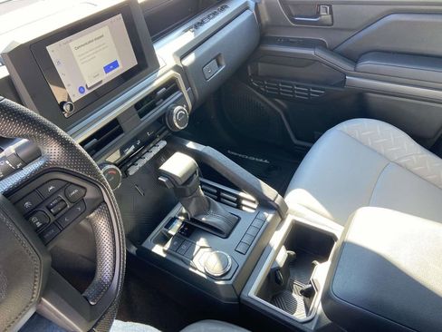 Used 2025 Toyota Tacoma SR5 image 23