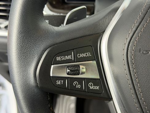 Used 2024 BMW X5 xDrive50e w/ Parking Assistance Package image 15