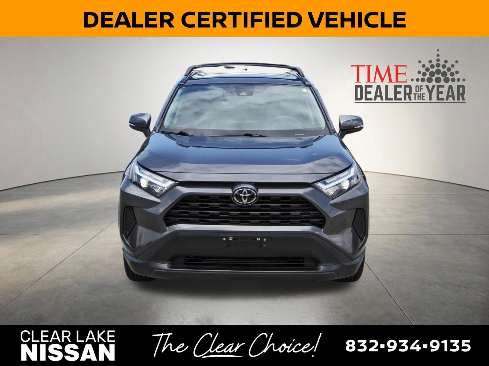 Used 2023 Toyota RAV4 XLE w/ Convenience Package FWD image 3