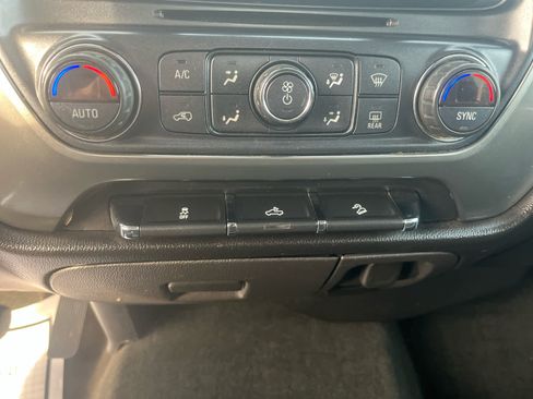 Used 2018 Chevrolet Silverado 1500 LT w/ All Star Edition image 20