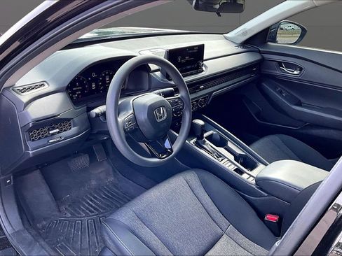 Used 2024 Honda Accord EX image 11