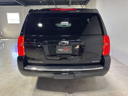 Used 2018 Chevrolet Suburban Premier AWD/4WD image 6