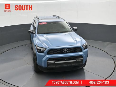 Used 2025 Toyota 4Runner TRD Off-Road Premium image 52