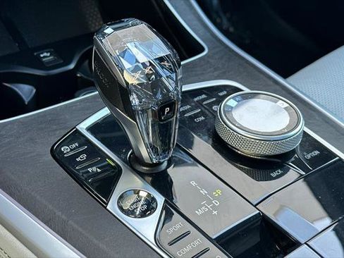 Used 2023 BMW X5 xDrive40i w/ M Sport Package image 21