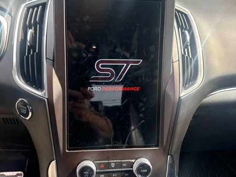 Used 2021 Ford Edge ST AWD/4WD image 4