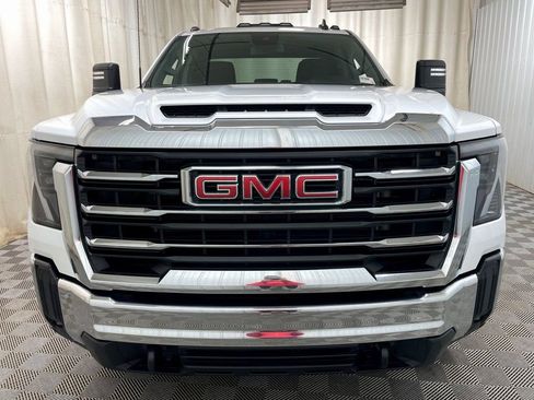 Certified 2024 GMC Sierra 2500 SLE w/ SLE Value Package; AWD/4WD image 14
