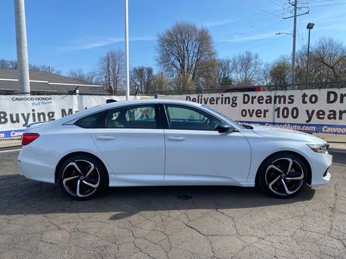 Certified 2022 Honda Accord Sport image 2