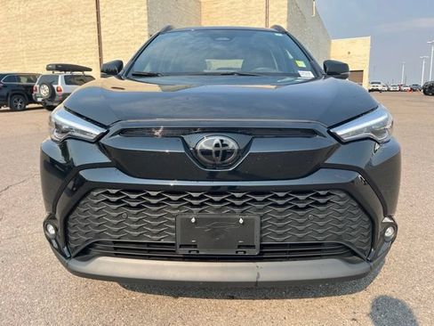 Used 2025 Toyota Corolla Cross AWD Hybrid w/ Convenience Package image 9