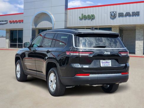 New 2026 Jeep Grand Cherokee L Laredo RWD image 4