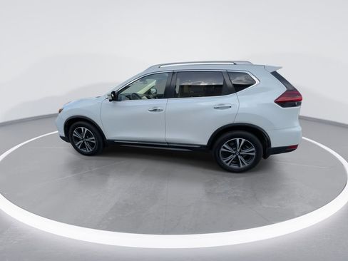 Used 2018 Nissan Rogue SL w/ Premium Package FWD image 5