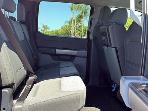 New 2026 Ford F250 XLT w/ FX4 Off-Road Package AWD/4WD image 13