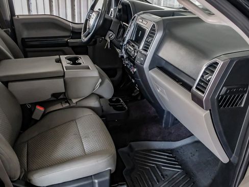 Used 2016 Ford F150 XLT w/ Equipment Group 302A Luxury image 12