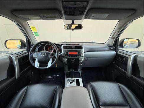 Used 2010 Toyota 4Runner SR5 image 7