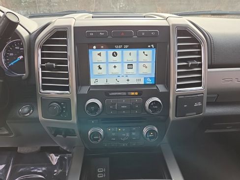 Used 2017 Ford F350 Platinum w/ Platinum Ultimate Package image 20