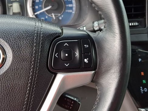 Used 2016 Toyota Sienna XLE Premium AWD/4WD image 28