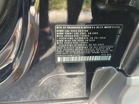 Used 2023 Volkswagen Taos SE image 30