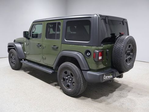 Used 2021 Jeep Wrangler Unlimited Sport AWD/4WD image 4