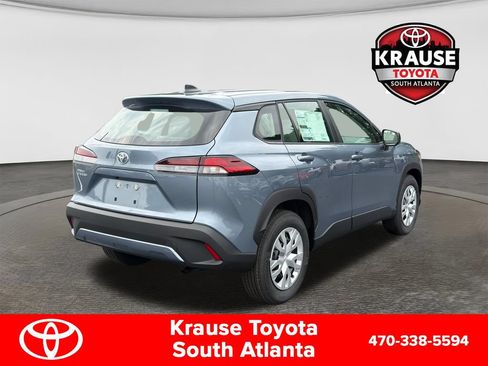 New 2026 Toyota Corolla Cross L FWD image 8