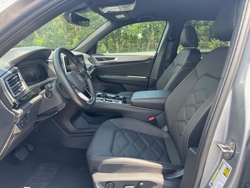 Used 2026 Volkswagen Atlas Cross Sport SE AWD/4WD image 18