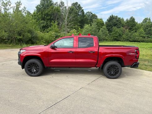 New 2026 Chevrolet Colorado W/T w/ WT Custom Package AWD/4WD image 6