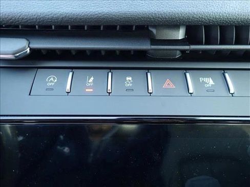 New 2026 Jeep Grand Cherokee L Limited AWD/4WD image 22