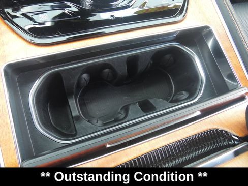 Used 2023 Jeep Grand Wagoneer Series III AWD/4WD image 22