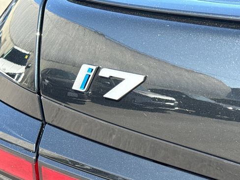New 2026 BMW i7 xDrive60 w/ Executive Package AWD/4WD image 9