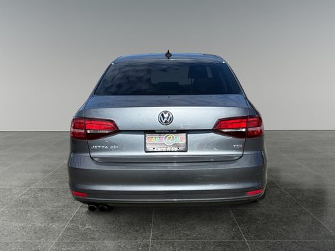 Used 2016 Volkswagen Jetta SEL FWD image 5